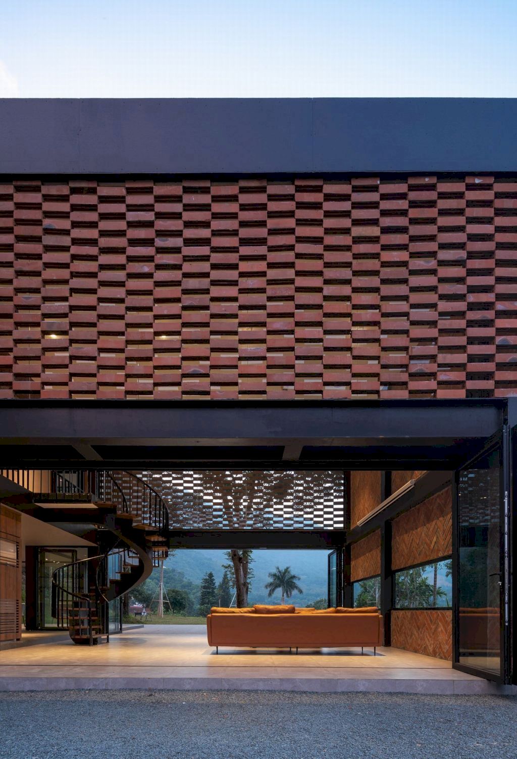 Quin Hill Camp, Harmony of Nature and Architecture by Idee Architects