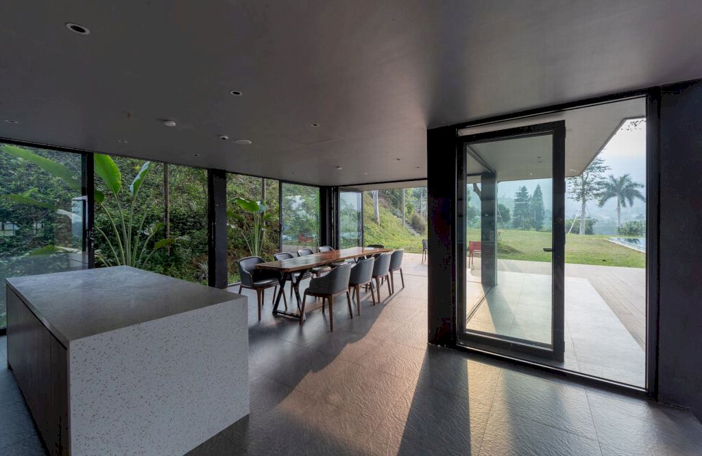 Quin Hill Camp, Harmony of Nature and Architecture by Idee Architects