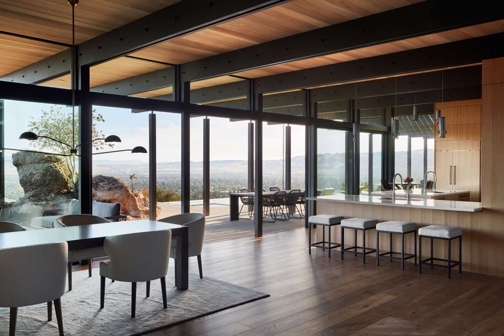Sonoma Hilltop New Residence, Modern Living by Klopf Architecture