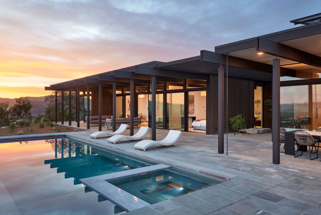 Sonoma Hilltop New Residence, Modern Living by Klopf Architecture