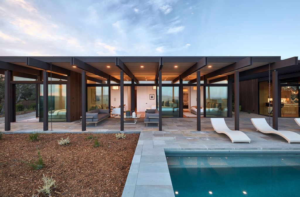 Sonoma Hilltop New Residence, Modern Living by Klopf Architecture