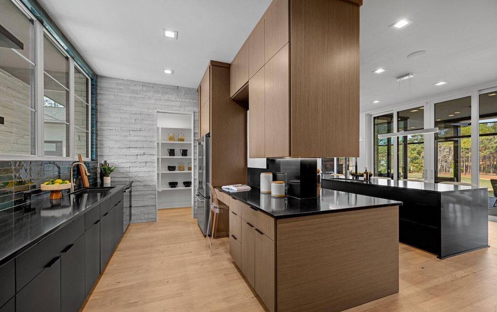Sophisticated Elegance A 5.5 Million Oasis with Modern Design and Breathtaking North Carolina Vistas 13