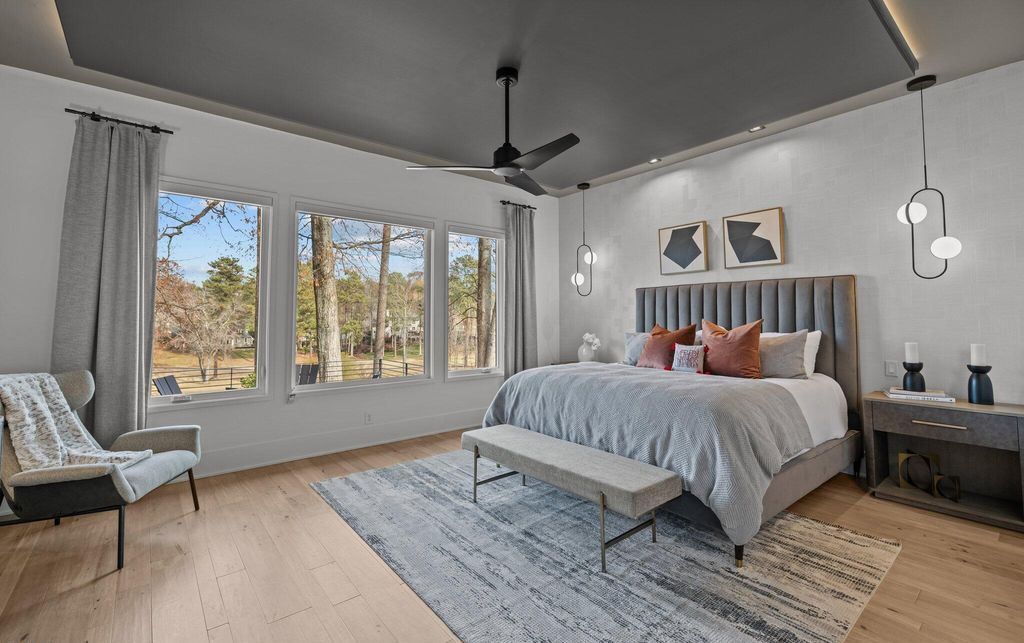 Sophisticated Elegance A 5.5 Million Oasis with Modern Design and Breathtaking North Carolina Vistas 16