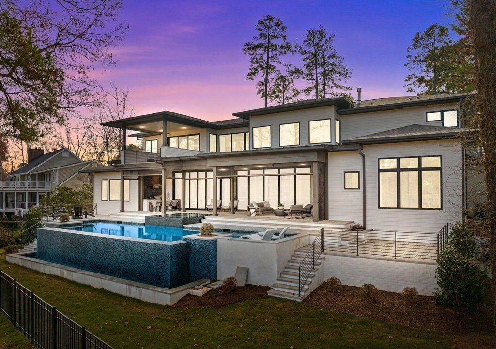 Sophisticated Elegance A 5.5 Million Oasis with Modern Design and Breathtaking North Carolina Vistas 2