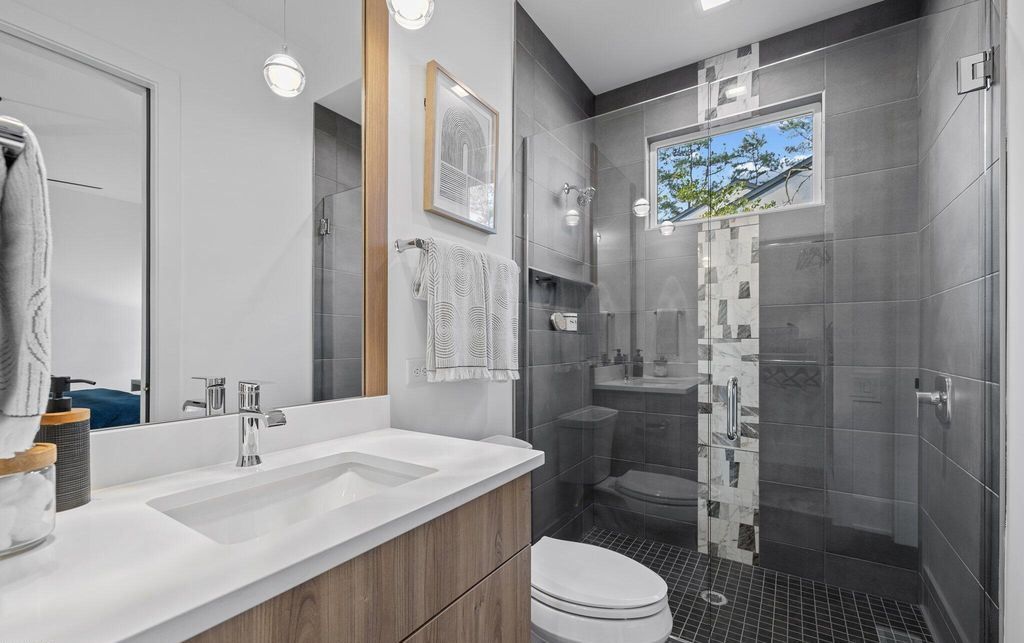 Sophisticated Elegance A 5.5 Million Oasis with Modern Design and Breathtaking North Carolina Vistas 27