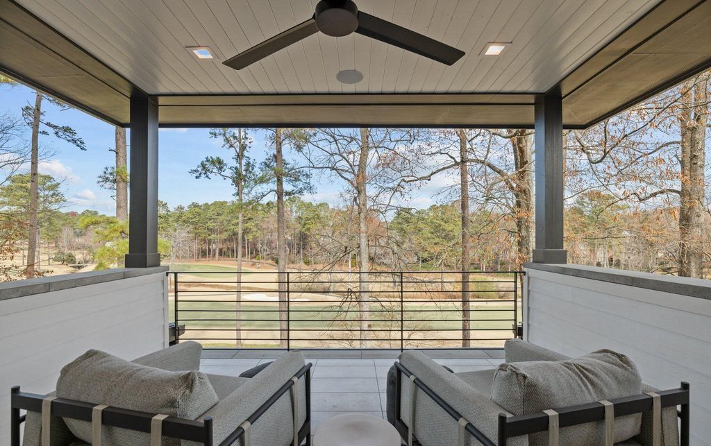 Sophisticated Elegance A 5.5 Million Oasis with Modern Design and Breathtaking North Carolina Vistas 35