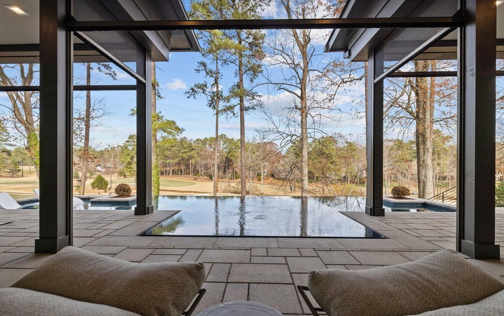 Sophisticated Elegance A 5.5 Million Oasis with Modern Design and Breathtaking North Carolina Vistas 42