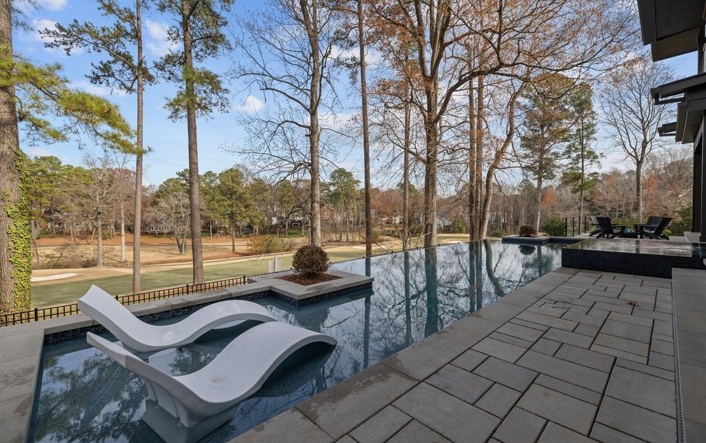 Sophisticated Elegance A 5.5 Million Oasis with Modern Design and Breathtaking North Carolina Vistas 46