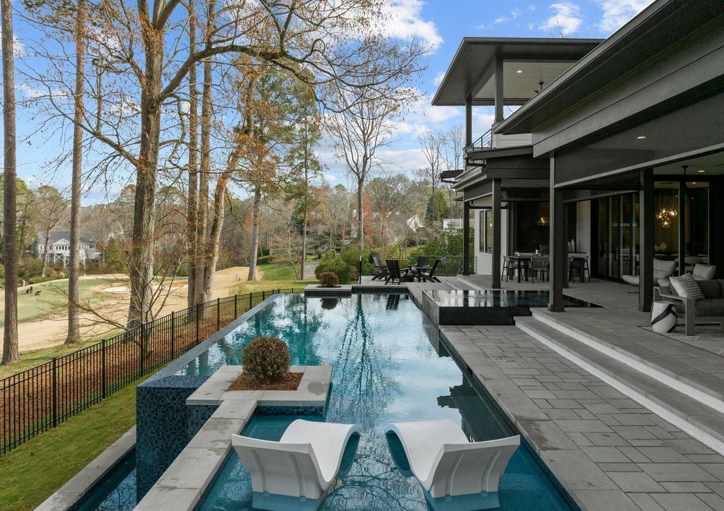 Sophisticated Elegance A 5.5 Million Oasis with Modern Design and Breathtaking North Carolina Vistas 48