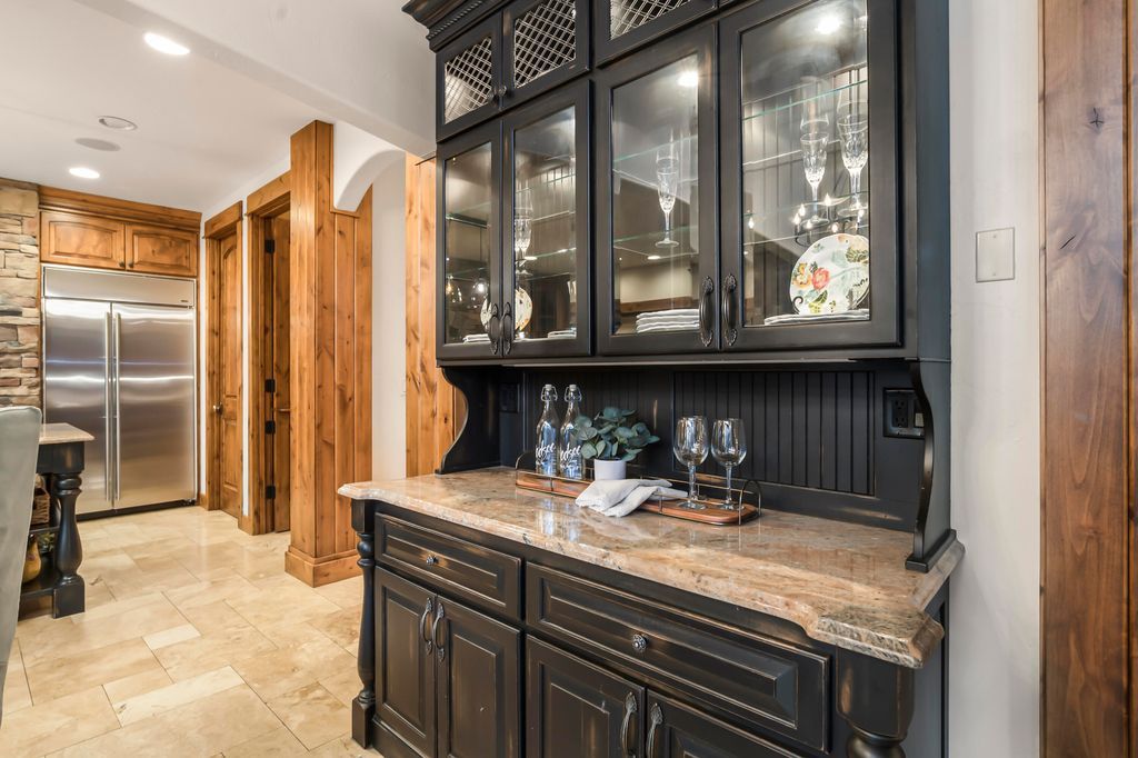 Sophisticated Luxury A Masterpiece Home on Tam McArthur Loop Broken Top Asking 2.098 Million 18