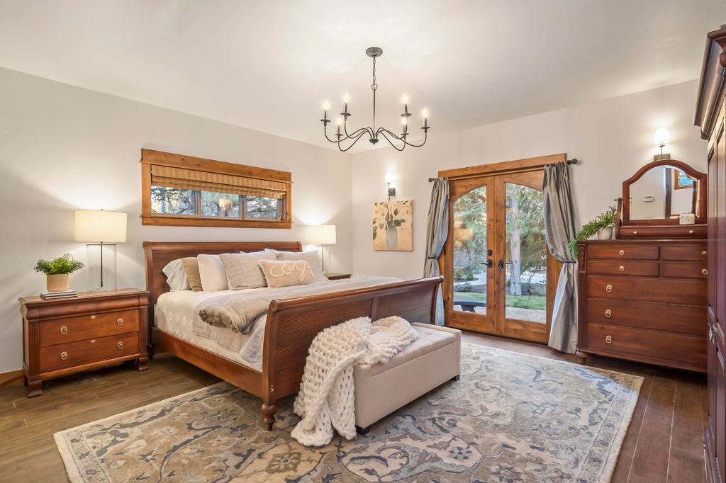 Sophisticated Luxury A Masterpiece Home on Tam McArthur Loop Broken Top Asking 2.098 Million 19