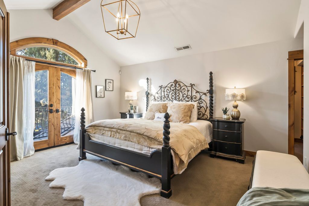 Sophisticated Luxury A Masterpiece Home on Tam McArthur Loop Broken Top Asking 2.098 Million 29