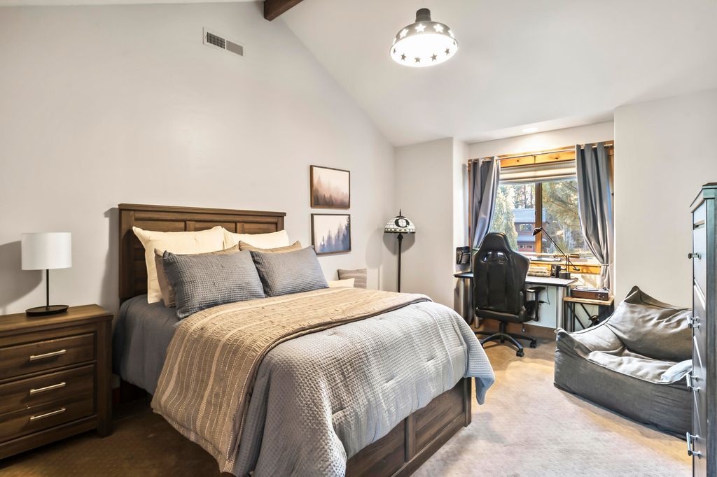 Sophisticated Luxury A Masterpiece Home on Tam McArthur Loop Broken Top Asking 2.098 Million 37