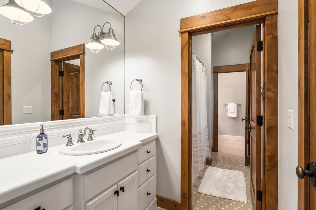 Sophisticated Luxury A Masterpiece Home on Tam McArthur Loop Broken Top Asking 2.098 Million 39