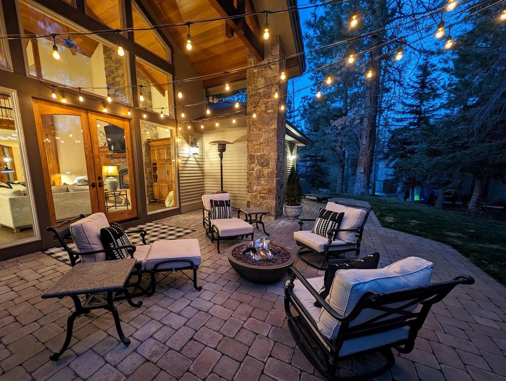 Sophisticated Luxury A Masterpiece Home on Tam McArthur Loop Broken Top Asking 2.098 Million 50