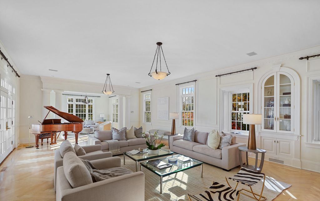Southern Splendor Estate A Sunlit Haven of Luxury Privacy and Elegance in Connecticut Priced at 9.75 Million 13