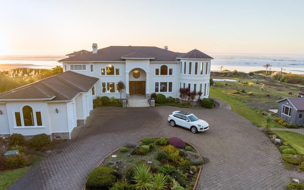 Spanish Style Estate in Yachats a Tranquil 3.995M Park Like Retreat 45
