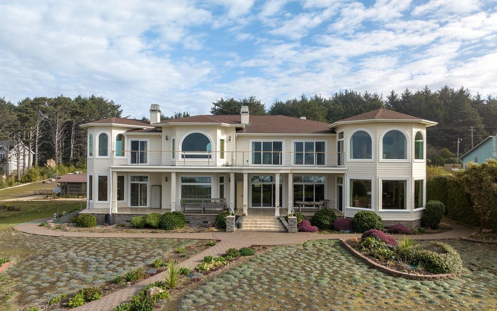 Spanish Style Estate in Yachats a Tranquil 3.995M Park Like Retreat 46