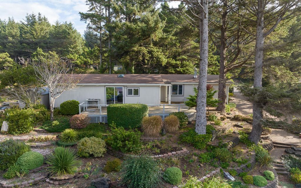 Spanish Style Estate in Yachats a Tranquil 3.995M Park Like Retreat 49
