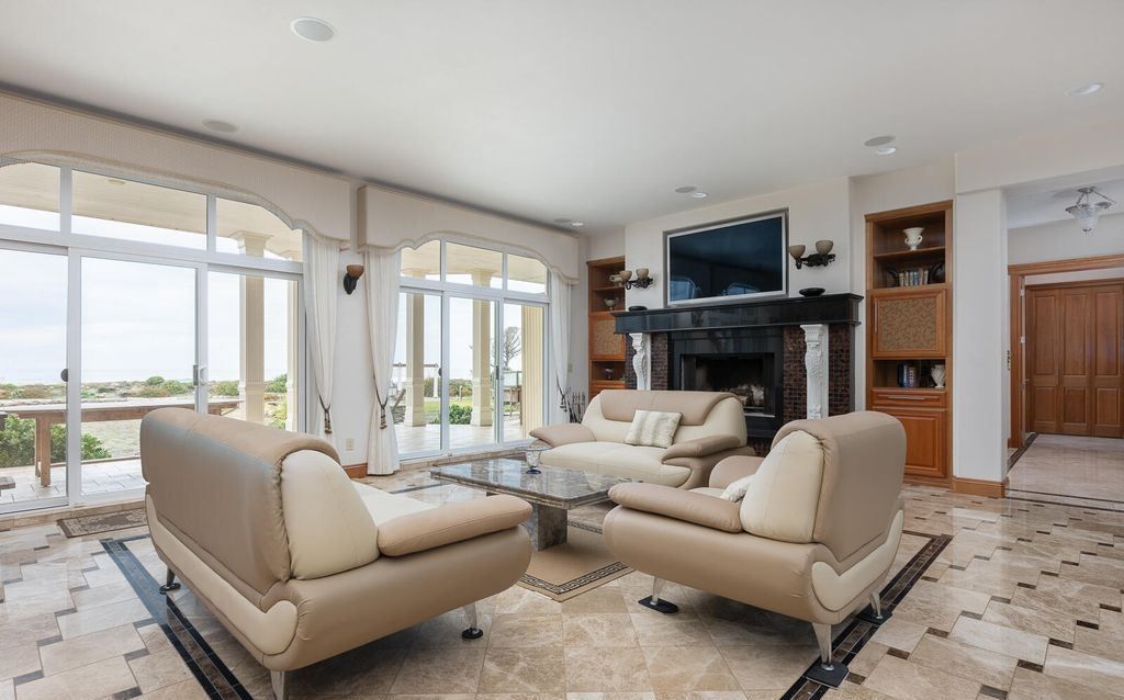 Spanish Style Estate in Yachats a Tranquil 3.995M Park Like Retreat 9