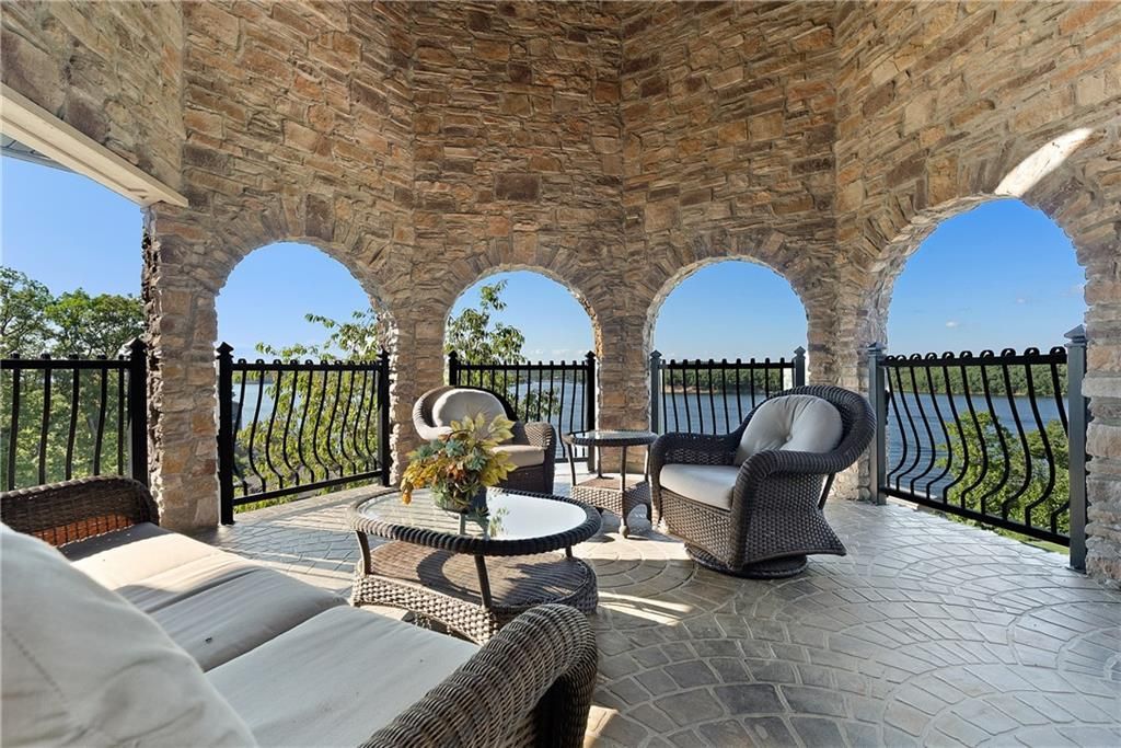 Stone Mansion Iconic Lakefront Retreat on the Beautiful Lake of the Ozarks Missouri Offered at 7.8 Million 28