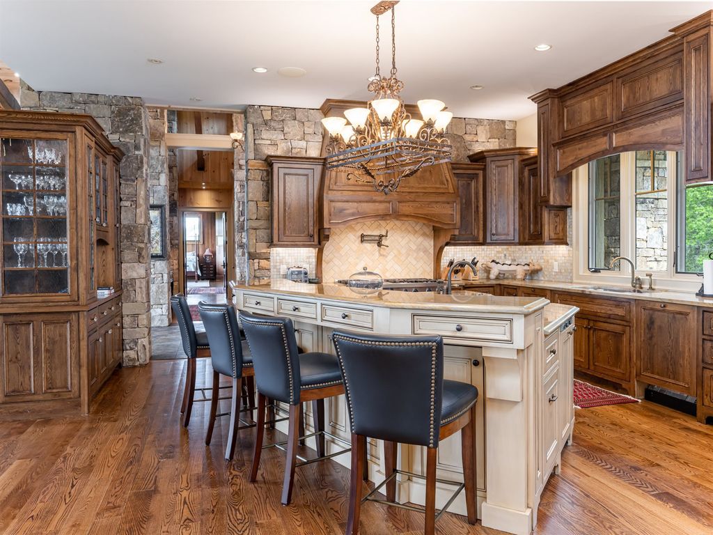 Stonewood Farm A Serene Retreat with Breathtaking Views in North Carolina Offered at 6495 Million 17