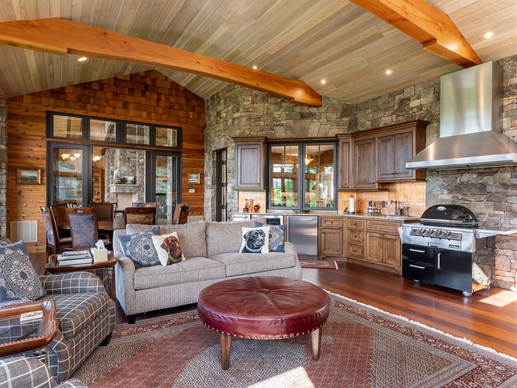 Stonewood Farm A Serene Retreat with Breathtaking Views in North Carolina Offered at 6495 Million 24