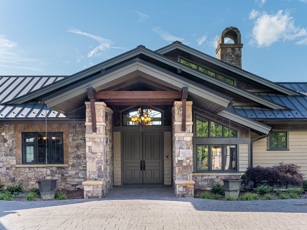 Stonewood Farm A Serene Retreat with Breathtaking Views in North Carolina Offered at 6495 Million 3
