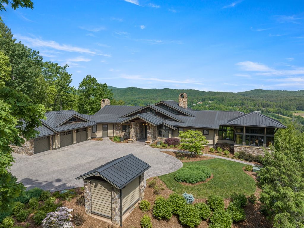 Stonewood Farm A Serene Retreat with Breathtaking Views in North Carolina Offered at 6495 Million 41