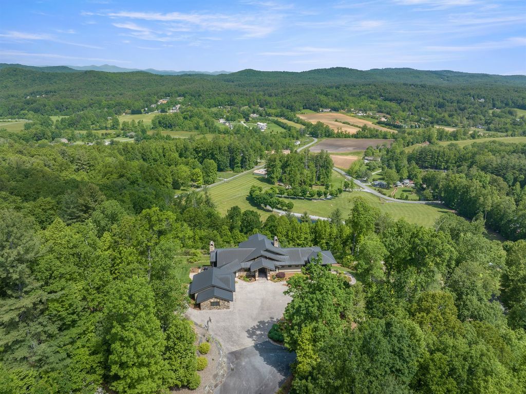 Stonewood Farm A Serene Retreat with Breathtaking Views in North Carolina Offered at 6495 Million 42