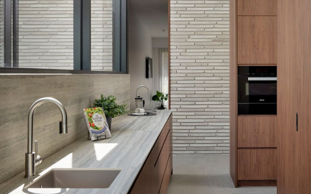 Stratum House, Marvel of Layered Elegance by Joe Adsett Architects 9 Stratum House, Marvel of Layered Elegance by Joe Adsett Architects