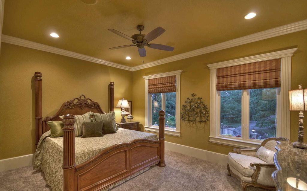 Sumptuous Lakefront Estate Exemplifying Elegance on Lake Blue Ridge Georgia Listed at 9.5 Million 13