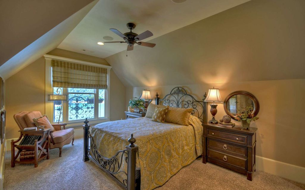 Sumptuous Lakefront Estate Exemplifying Elegance on Lake Blue Ridge Georgia Listed at 9.5 Million 23