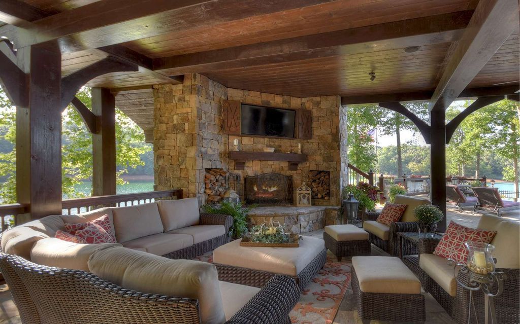 Sumptuous Lakefront Estate Exemplifying Elegance on Lake Blue Ridge Georgia Listed at 9.5 Million 33