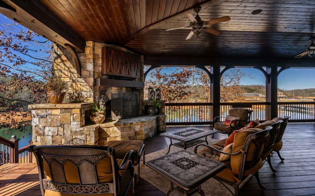 Sumptuous Lakefront Estate Exemplifying Elegance on Lake Blue Ridge Georgia Listed at 9.5 Million 64