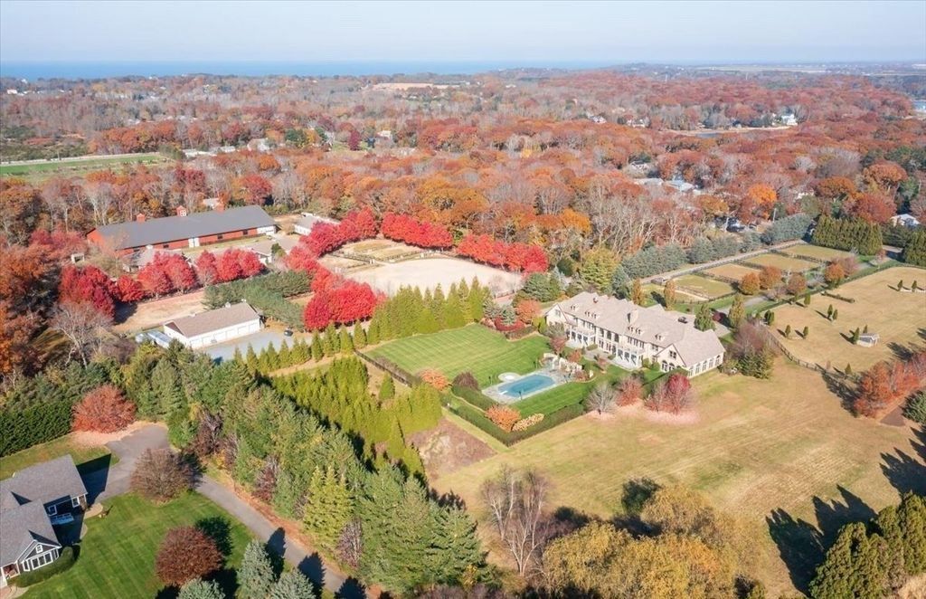 Unrivaled Equestrian Elegance Premier Estate in Mattituck New York Hits the Market for 9999995 1