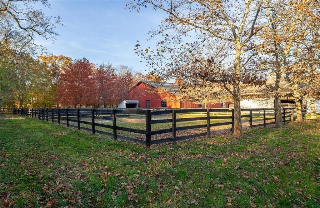 Unrivaled Equestrian Elegance Premier Estate in Mattituck New York Hits the Market for 9999995 24
