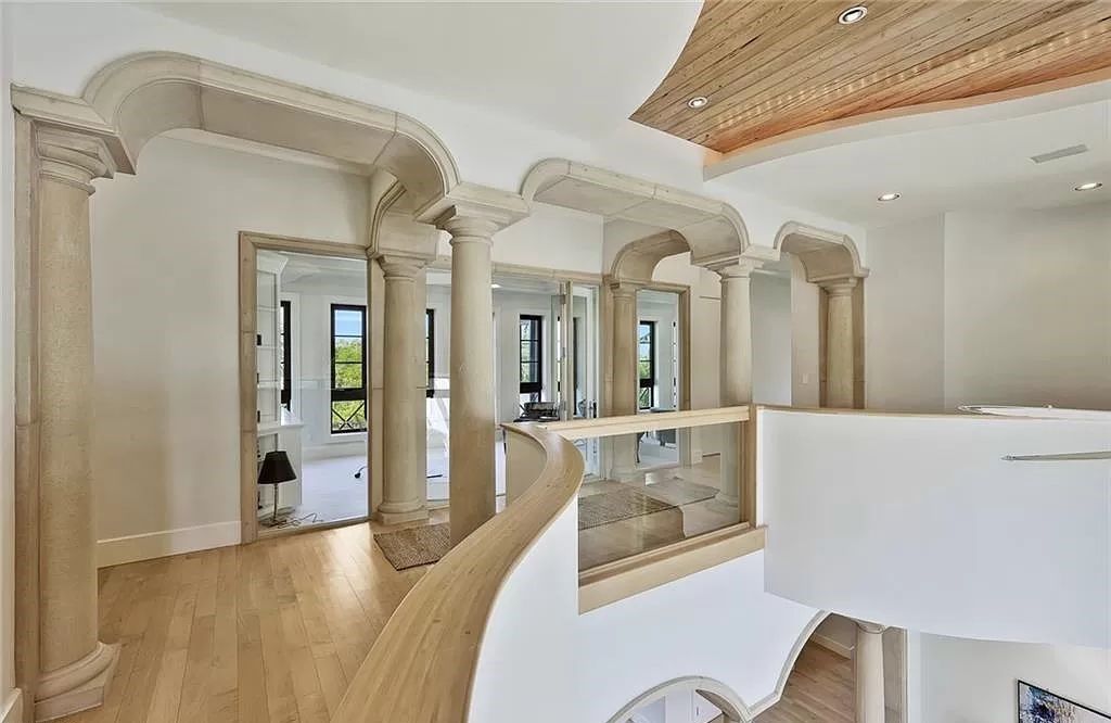 Embrace the pinnacle of coastal luxury at 1450 Gulfstar Dr S, Naples, Florida. Nestled within the exclusive Southpointe Island enclave, this architectural marvel boasts direct Gulf access and recent updates that elevate it to unparalleled sophistication.