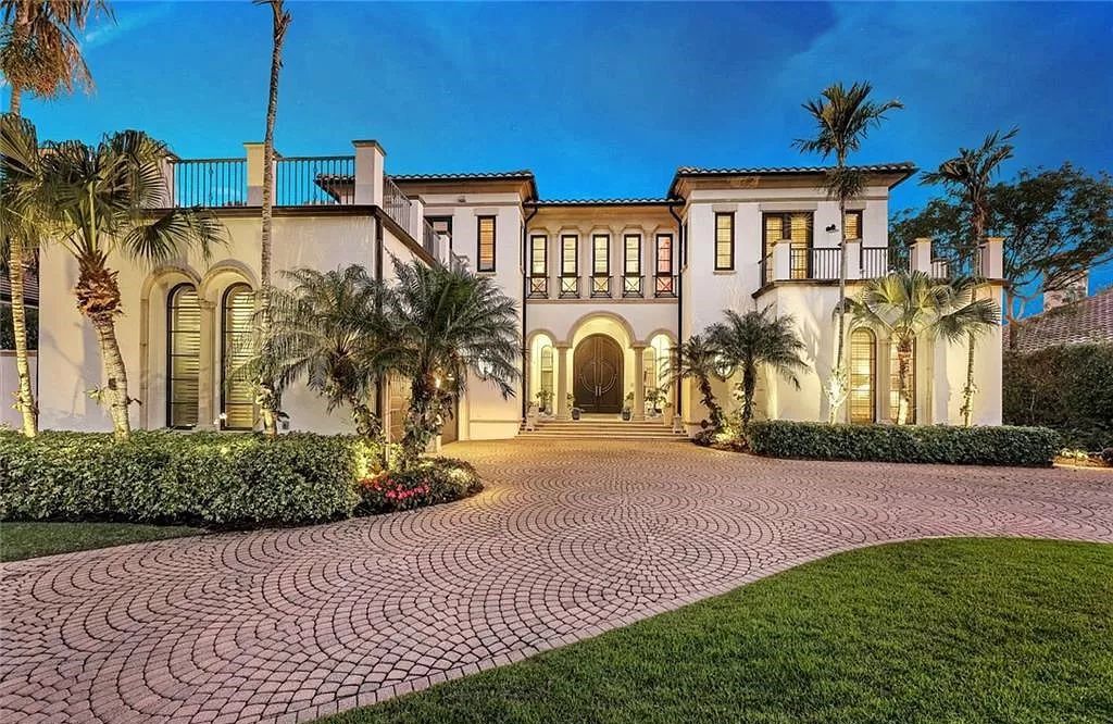 Embrace the pinnacle of coastal luxury at 1450 Gulfstar Dr S, Naples, Florida. Nestled within the exclusive Southpointe Island enclave, this architectural marvel boasts direct Gulf access and recent updates that elevate it to unparalleled sophistication.