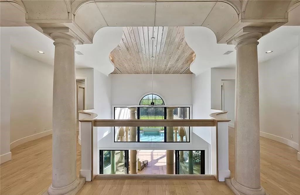 Embrace the pinnacle of coastal luxury at 1450 Gulfstar Dr S, Naples, Florida. Nestled within the exclusive Southpointe Island enclave, this architectural marvel boasts direct Gulf access and recent updates that elevate it to unparalleled sophistication.