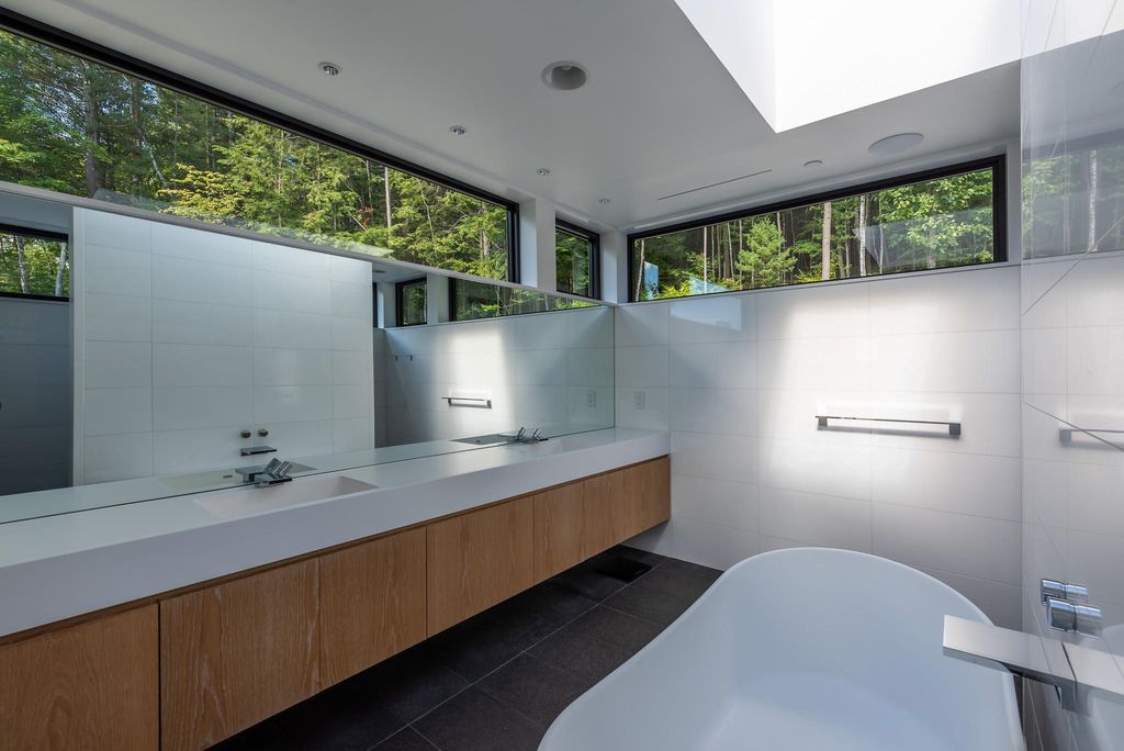 West Stockbridge residence, elegant modular by Resolution: 4 Architecture