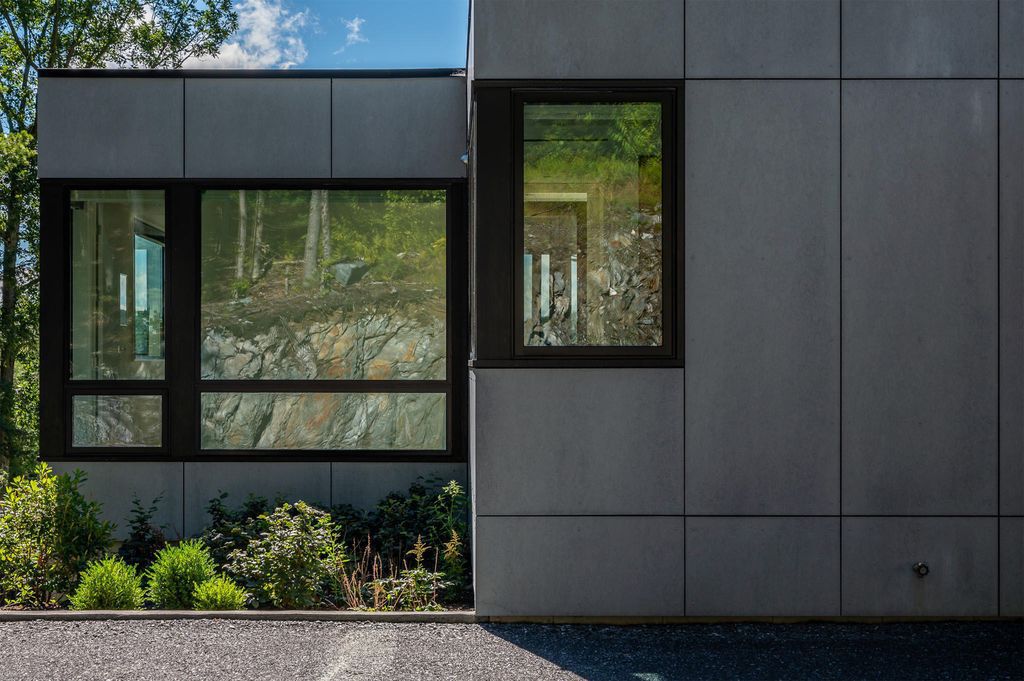 West Stockbridge residence, elegant modular by Resolution: 4 Architecture