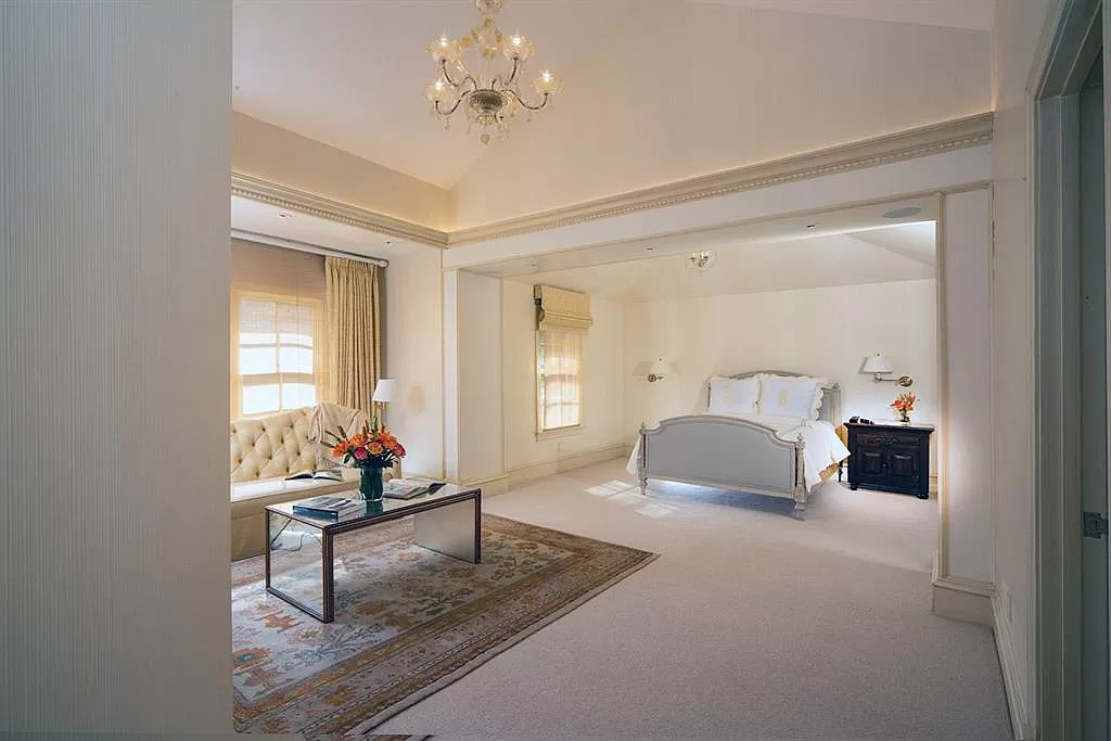 1604 North Blvd Houston TX 77006 1