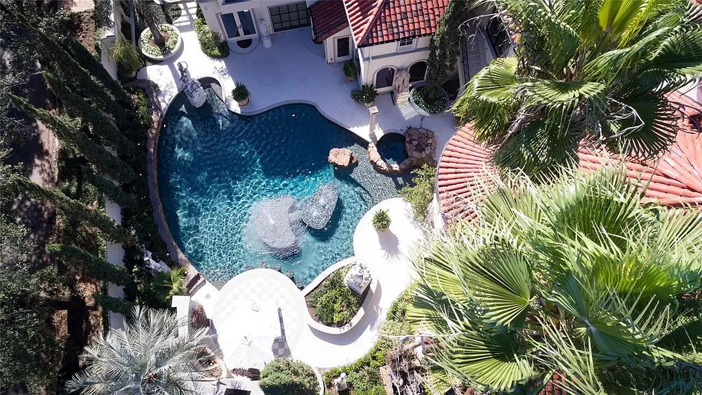 1604 North Blvd Houston TX 77006 20