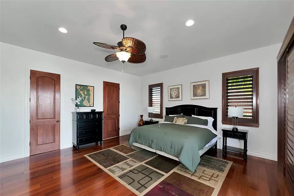 Nestled in the exclusive San Remo Estates of Sarasota, FL, 3544 San Remo Ter presents an extraordinary 8,006 square feet waterfront estate, a harmonious blend of historical charm and modern opulence.