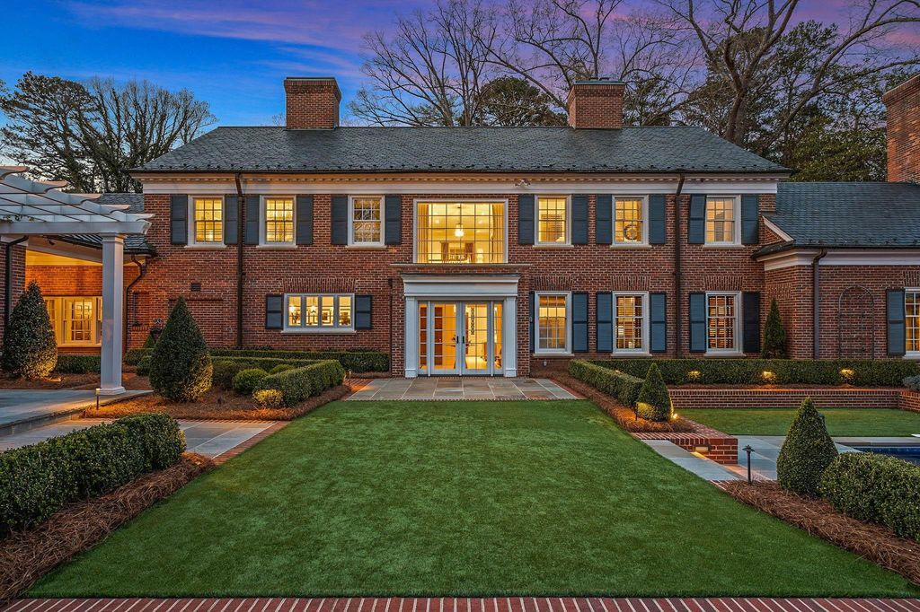 1947 Georgian Revival Masterpiece The Heavner Williams Home in North Carolina Listed at 2.49 Million 3