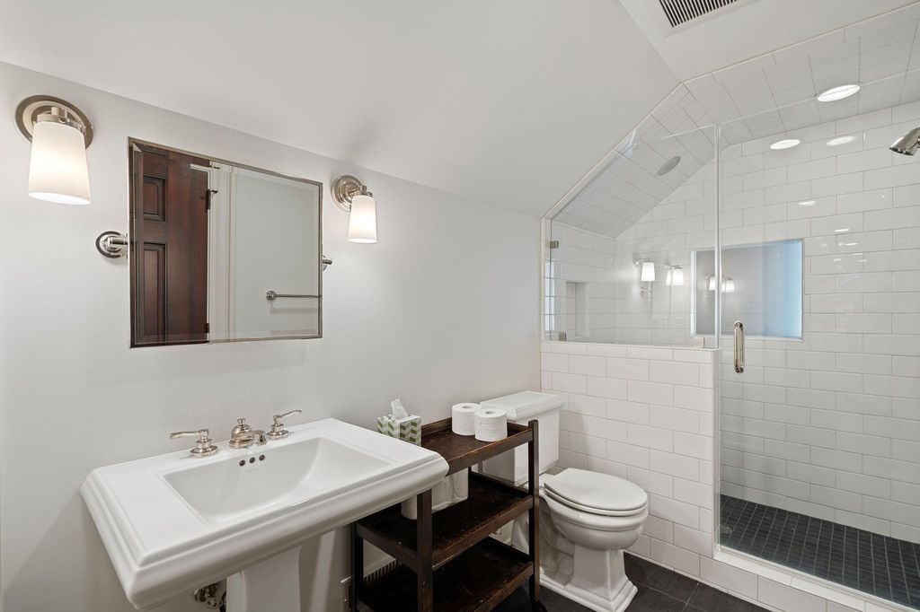1947 Georgian Revival Masterpiece The Heavner Williams Home in North Carolina Listed at 2.49 Million 32