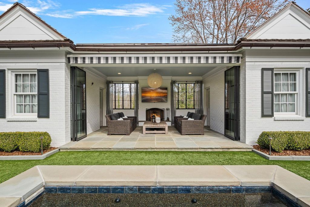 1947 Georgian Revival Masterpiece The Heavner Williams Home in North Carolina Listed at 2.49 Million 38