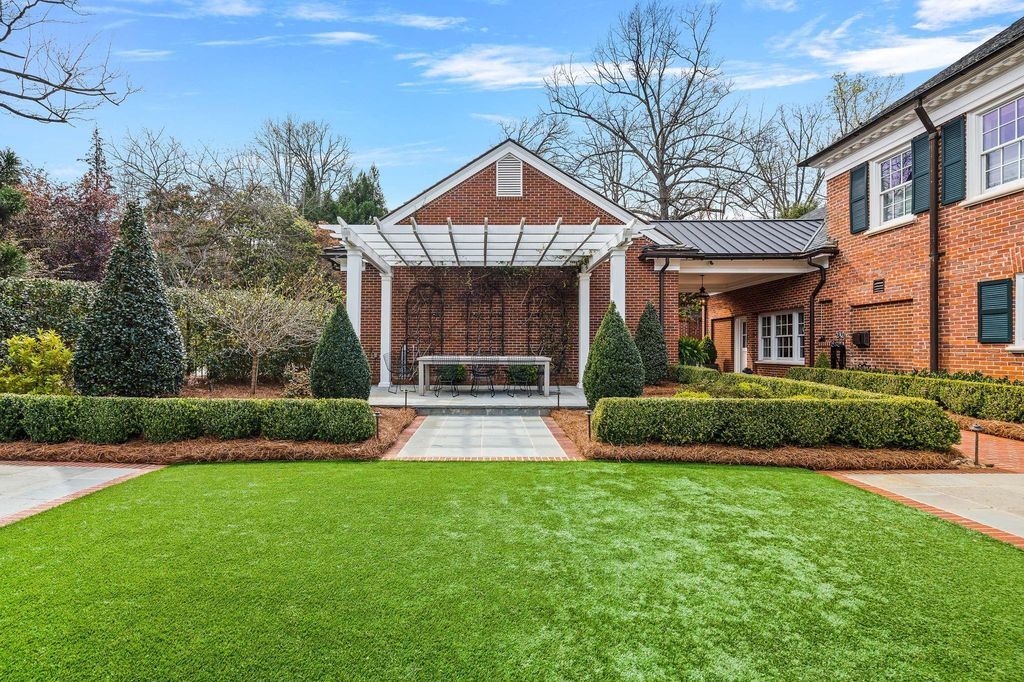 1947 Georgian Revival Masterpiece The Heavner Williams Home in North Carolina Listed at 2.49 Million 39