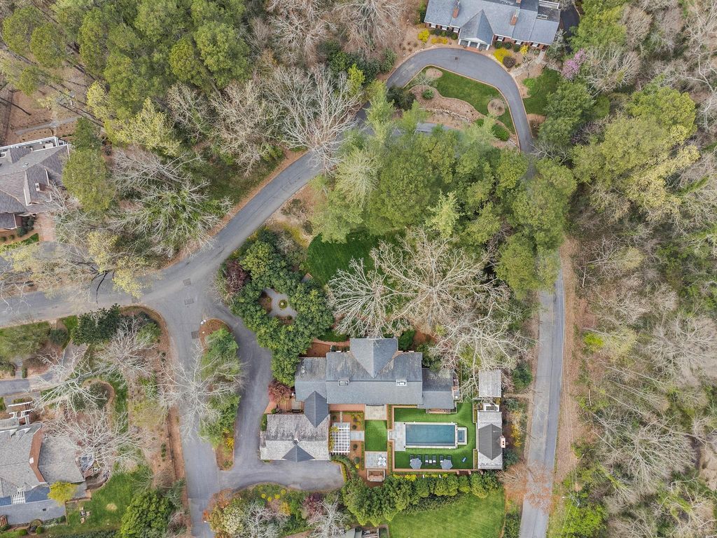 1947 Georgian Revival Masterpiece The Heavner Williams Home in North Carolina Listed at 2.49 Million 45